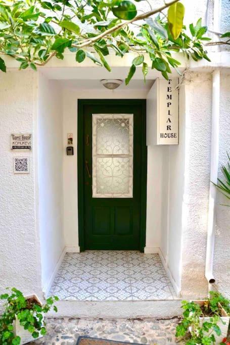Templar Guesthouse Фамагуста Экстерьер фото